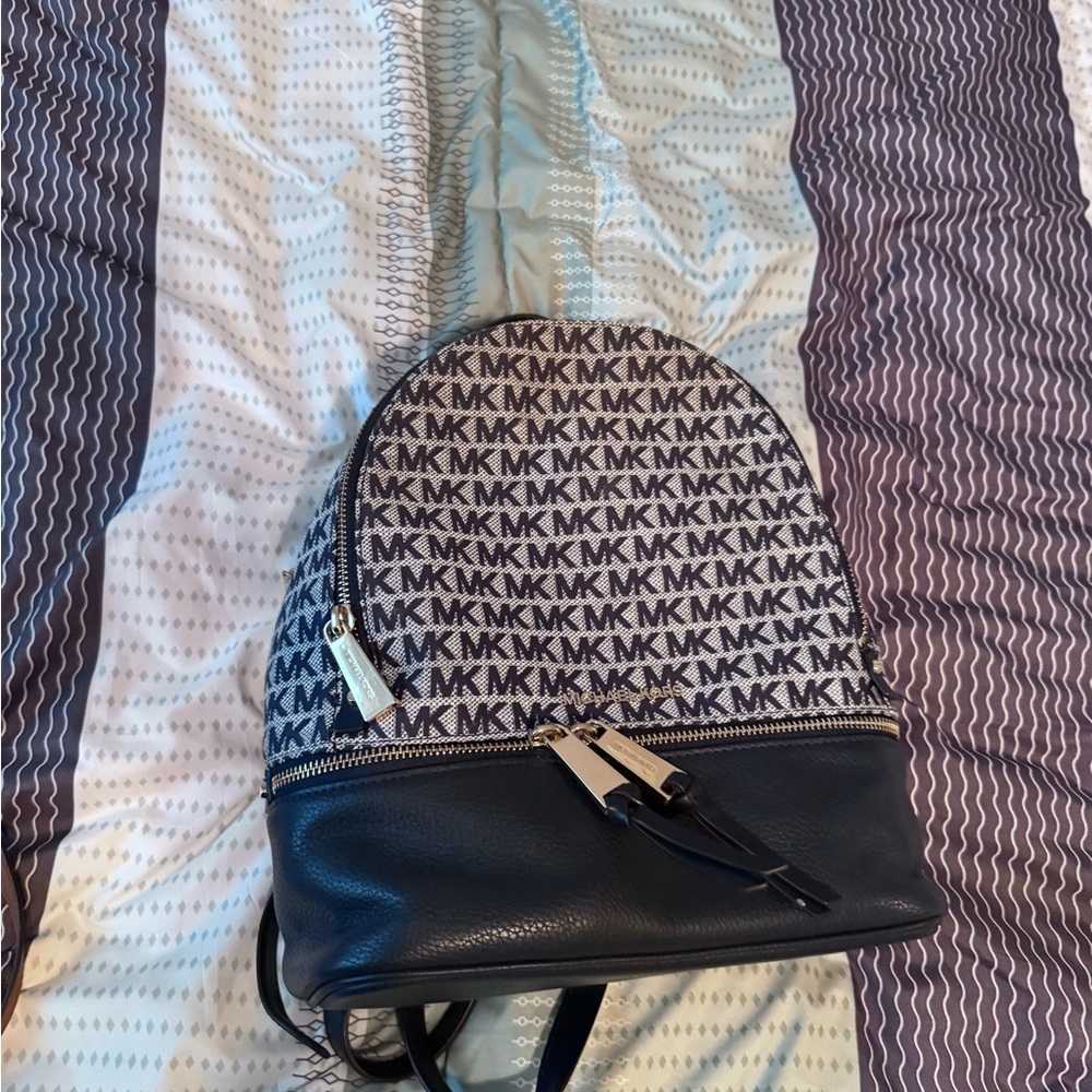 Michael Korse backpack purse